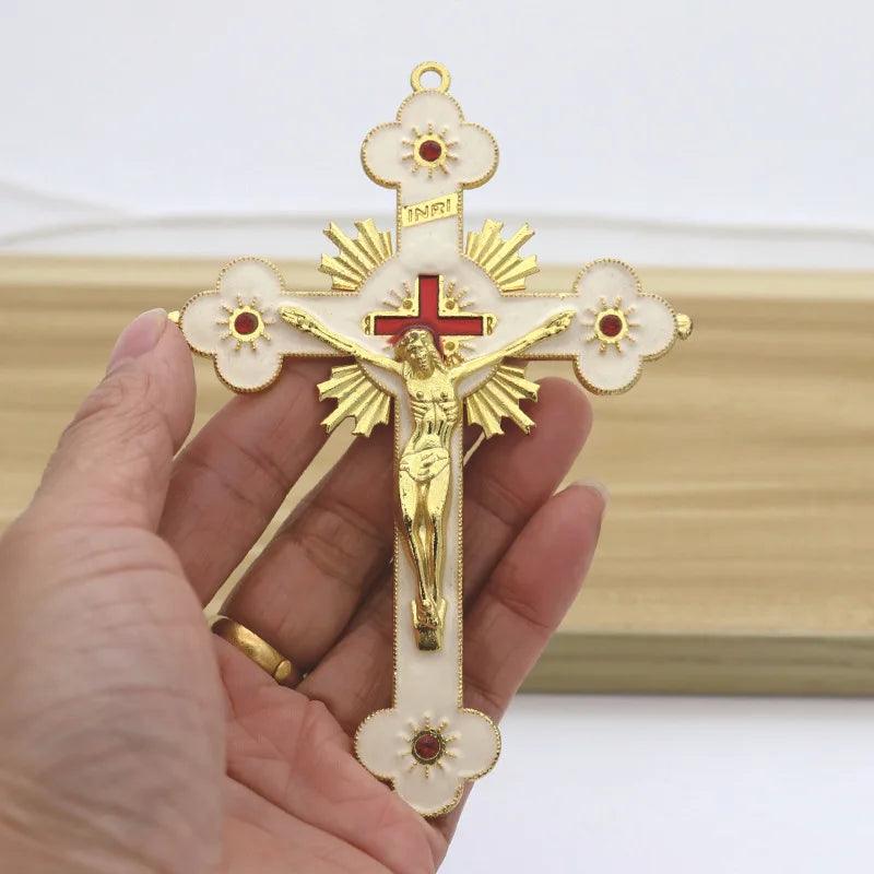 Crucifix Élégant avec Détails Dorés - Symbole de Foi et de Dévotion - TresorDuCiel